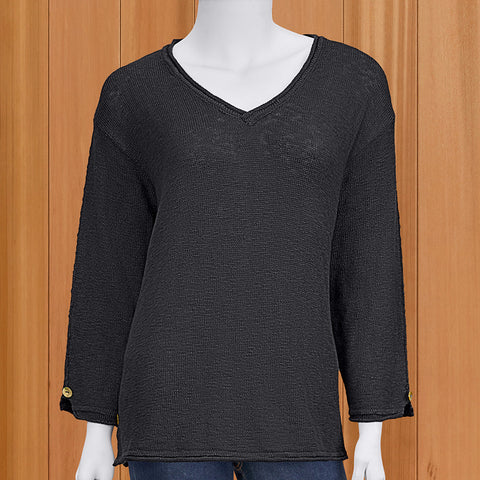 Lulu-B Lightweight V-Neck Sweater